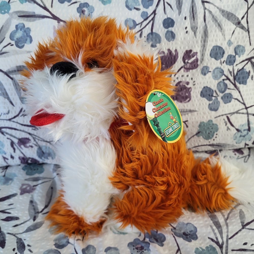 NEW Barkley Sesame Street Plush - SeaWorld/Busch Gardens Exclusive